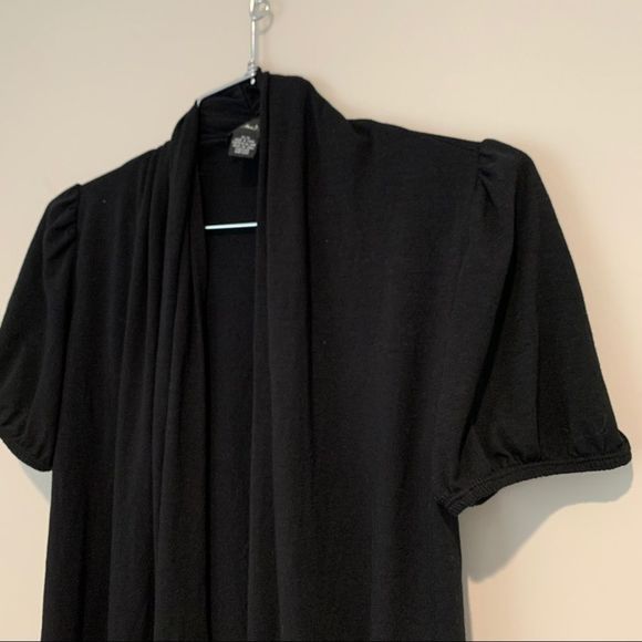 Black Seductions Cardigan Size Medium - Picture 2 of 5